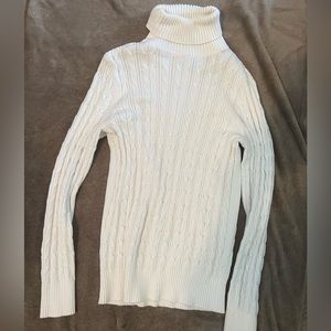 Thick cream turtleneck sweater slightly worn